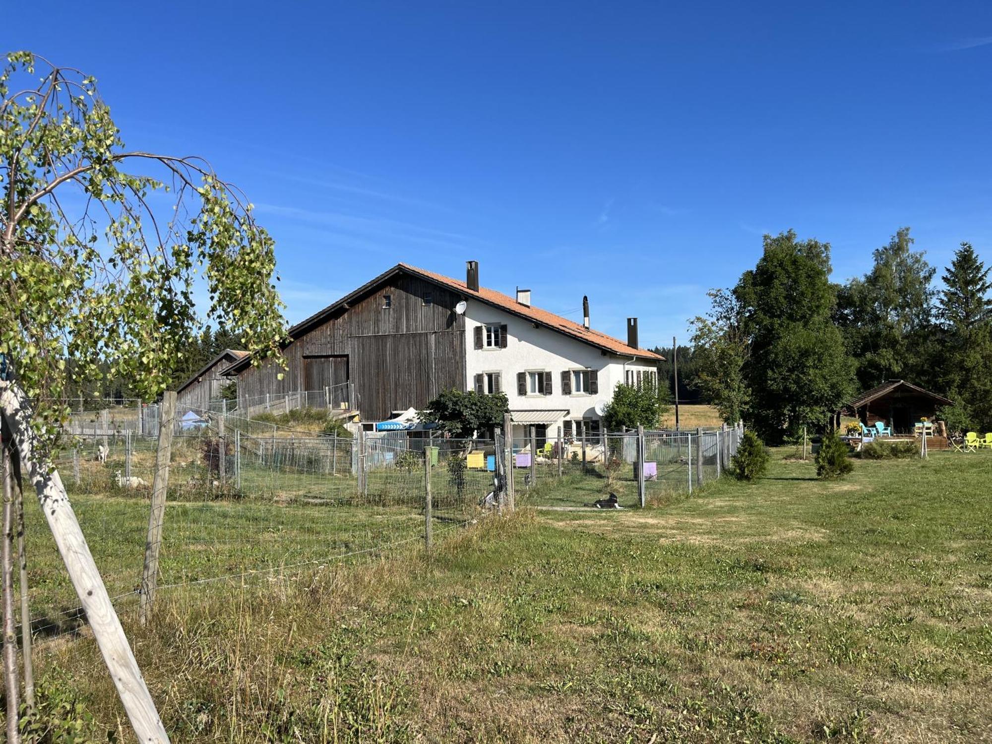 Vent_Du_Nord Lägenhet Tramelan Exteriör bild